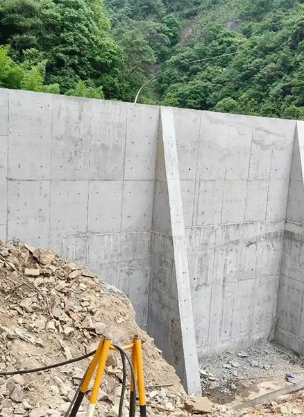 邯郸重力式挡土墙